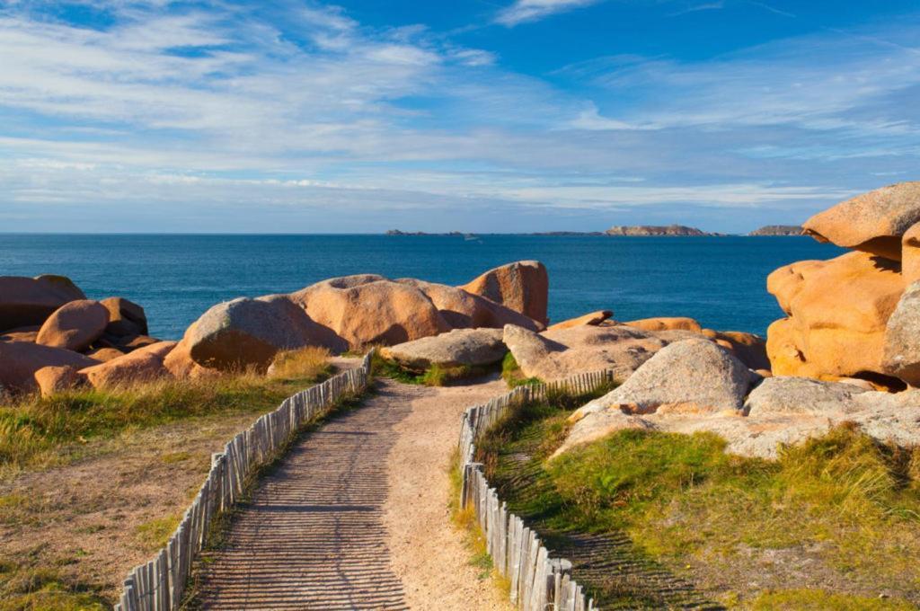 Castel Beau Site Hotell Perros-Guirec Exteriör bild